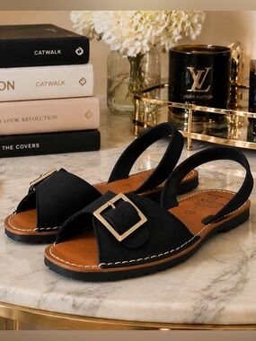 Avarca Menorquina Sandals 9 Nubuck Leather Buckle Coastal Euro Summer